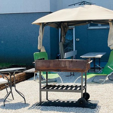 Apartamento Leona Hennion Pula Exterior foto